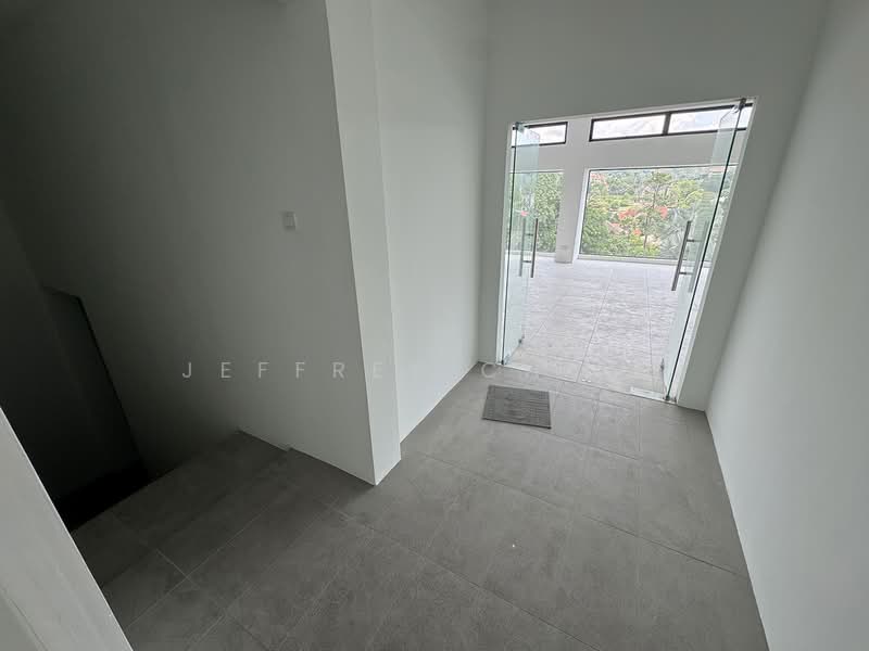 Office for Rent in Taman Tun Dr Ismail (Kuala Lumpur) - Jeffrey Cheah - Entrance - PropertyGuru.com.my