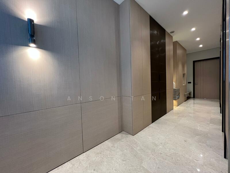 Corridor Private Lift