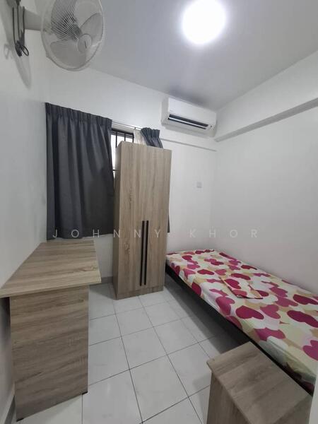 For Rent - D'aman Crimson