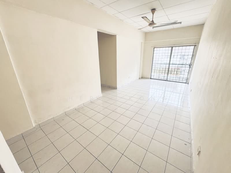Apartment for Rent at Mas Kipark Damansara - Cheryl Kong - Living Room - PropertyGuru.com.my