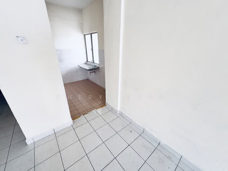 Apartment for Rent at Mas Kipark Damansara - Cheryl Kong - Kitchen - PropertyGuru.com.my