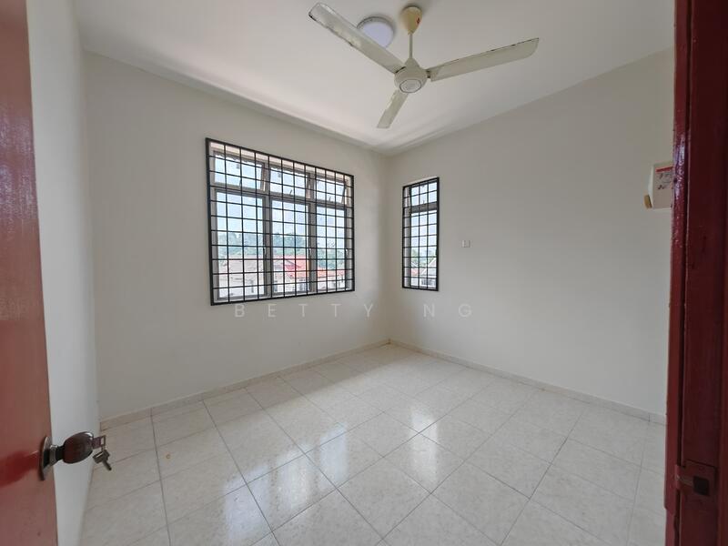 For Sale - bukit kempas