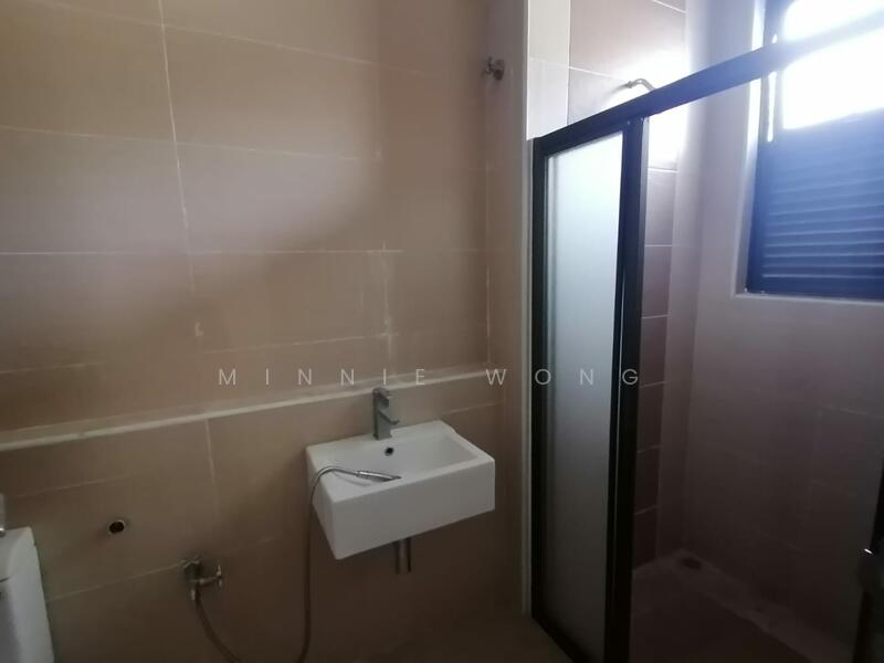 Bungalow for Sale in Rawang (Selangor) - Minnie Wong - Bathroom - PropertyGuru.com.my