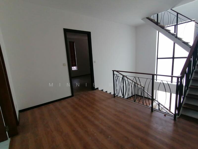 Bungalow for Sale in Rawang (Selangor) - Minnie Wong - Entrance - PropertyGuru.com.my