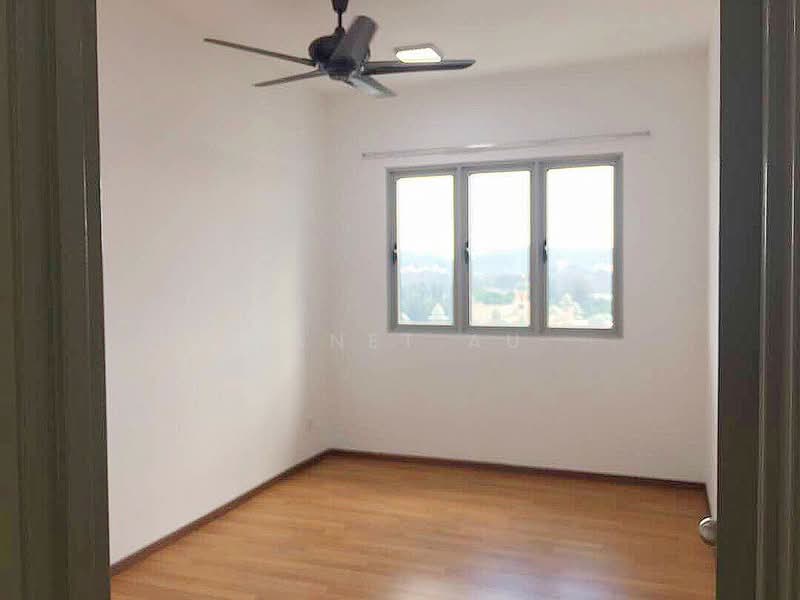 Service Residence for Sale at Greenz (Residensi Flora) @ One South - Janet Au - Bedroom - PropertyGuru.com.my