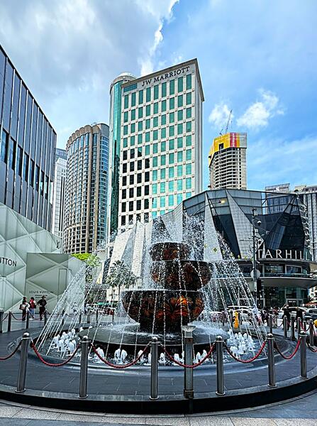 Pavilion Suites untuk Untuk Disewa - RM 12,000 /bulan, Mac 2026 - Iconic Bukit Bintang landmark views - PropertyGuru.com.my