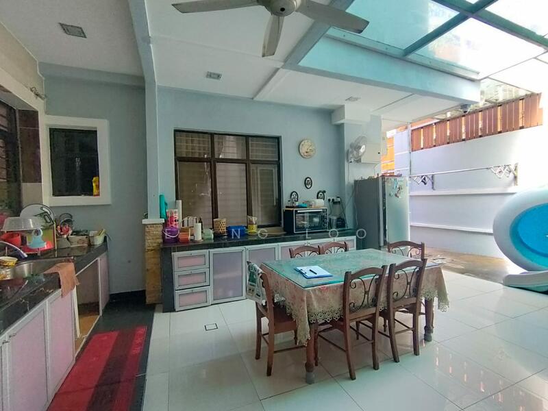 Semi-Detached House for Sale in Taman Melawati (Ulu Kelang) - Eling Loo - Kitchen - PropertyGuru.com.my
