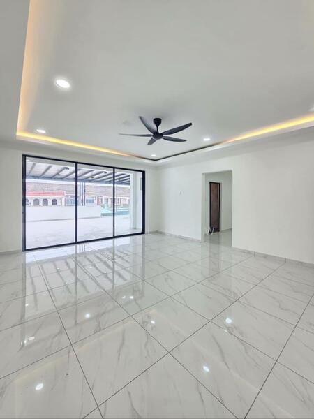 Untuk Dijual - Double storey Semi D for sale at Johor jaya