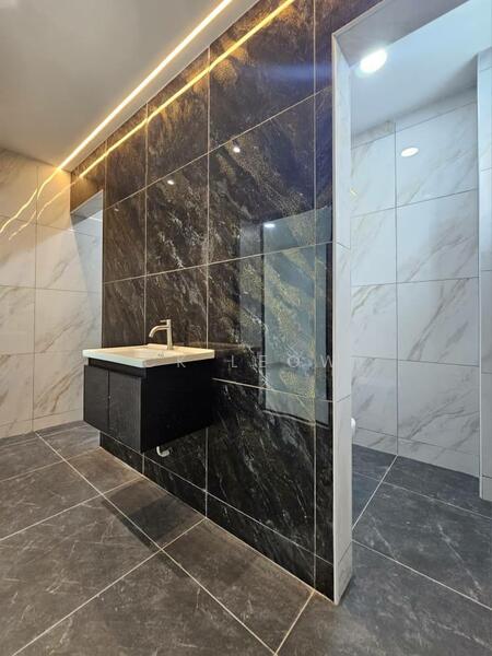 Untuk Dijual - Double storey Semi D for sale at Johor jaya