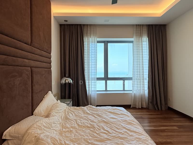 Kondominium untuk Dijual di Infinity Beachfront Condominium - Jorden Tan - Bedroom - PropertyGuru.com.my