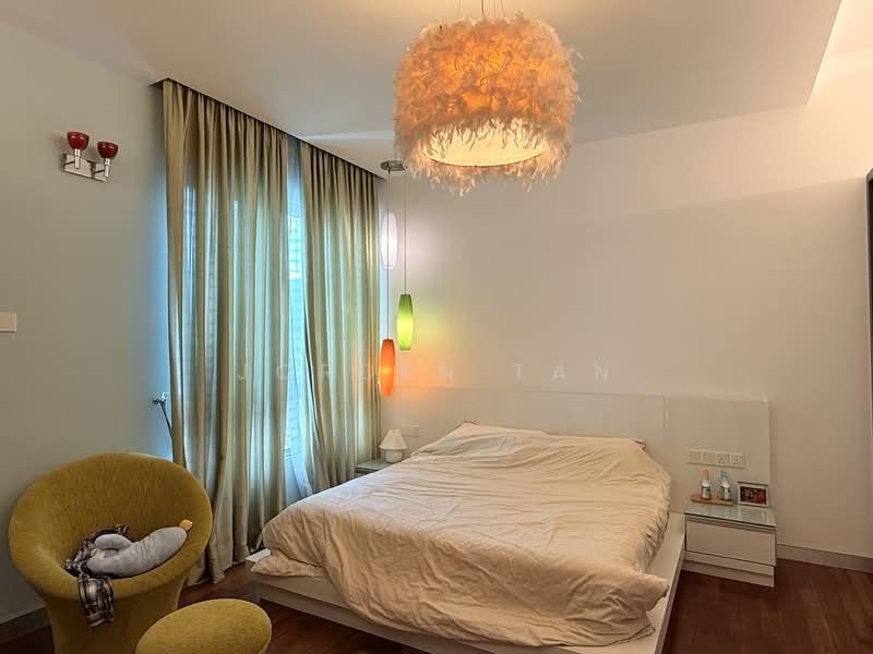 Kondominium untuk Dijual di Infinity Beachfront Condominium - Jorden Tan - Bedroom - PropertyGuru.com.my