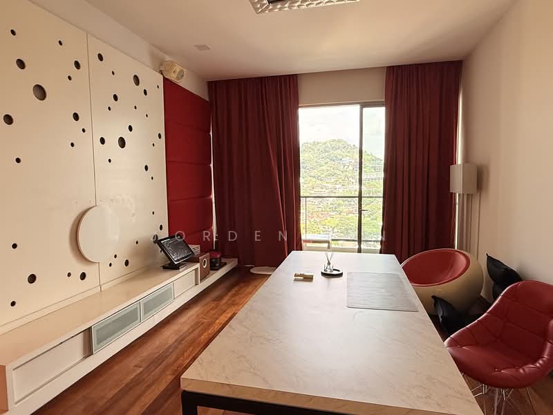 Kondominium untuk Dijual di Infinity Beachfront Condominium - Jorden Tan - Living Room - PropertyGuru.com.my