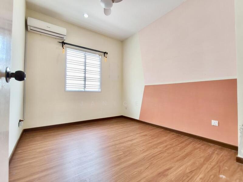 2-storey Terraced House for Sale in Taman Setia Indah (Tebrau) - Janice . - Bedroom - PropertyGuru.com.my