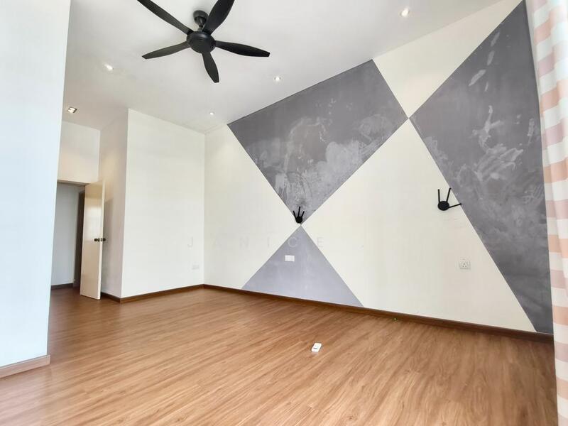 2-storey Terraced House for Sale in Taman Setia Indah (Tebrau) - Janice . - Living Room - PropertyGuru.com.my