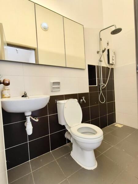 2-storey Terraced House for Sale in Taman Setia Indah (Tebrau) - Janice . - Bathroom - PropertyGuru.com.my