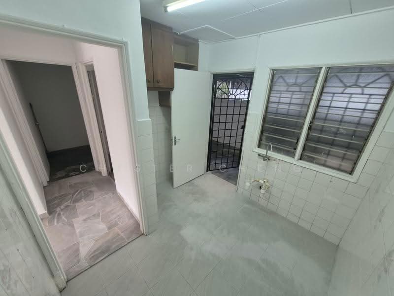 2-storey Terraced House for Sale in Usj 3 (Subang Jaya) - Chester Cheng - Kitchen - PropertyGuru.com.my