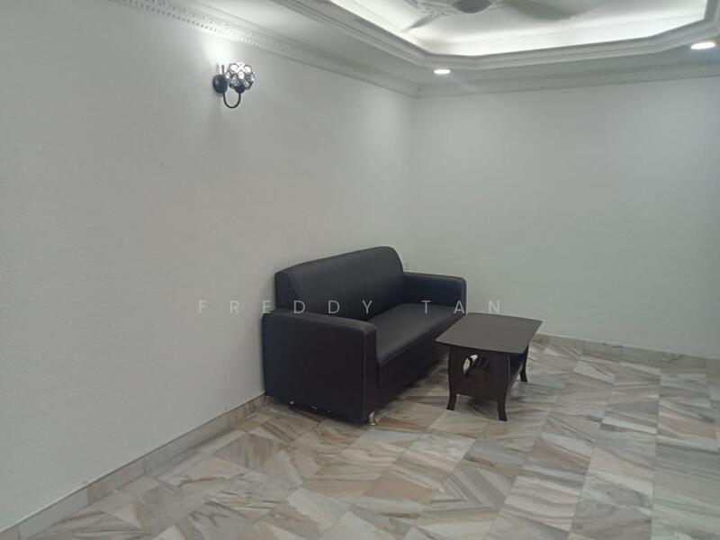 Untuk Disewa - Taman Lip Sin Block 6