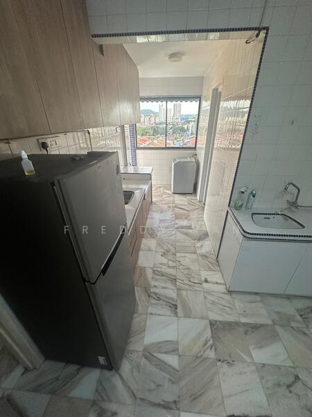 Untuk Disewa - Taman Lip Sin Block 6