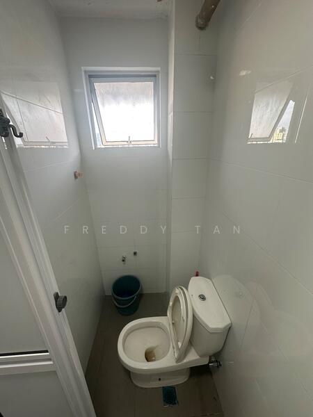 Untuk Disewa - Taman Lip Sin Block 6