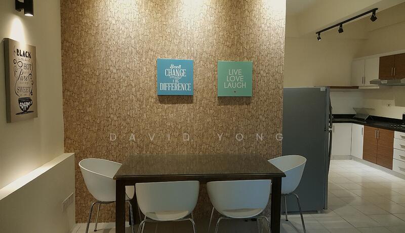 Bright dining with a welcoming ambience