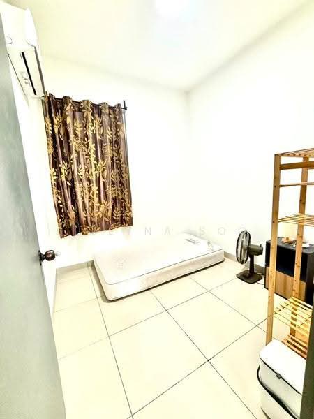 Apartment for Rent at Meridin Bayvue @ Sierra Perdana - Elleyna Soo - Bedroom - PropertyGuru.com.my