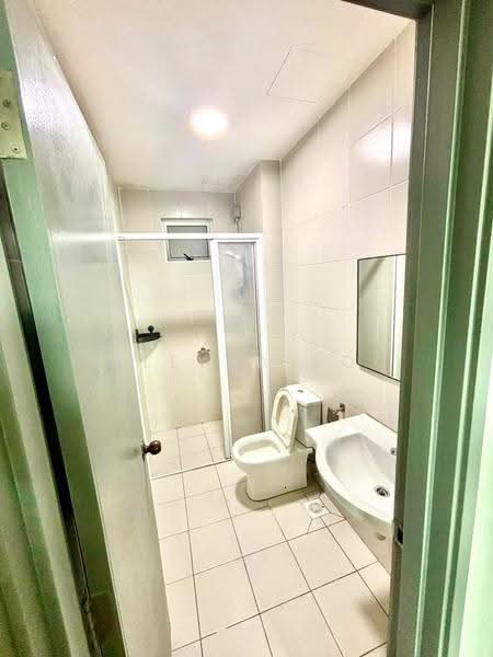 Apartment for Rent at Meridin Bayvue @ Sierra Perdana - Elleyna Soo - Bathroom - PropertyGuru.com.my