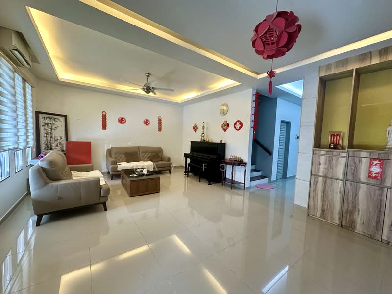 Sungai Long untuk Untuk Dijual - RM 1,010,000, Apr 2026 - Living Room - PropertyGuru.com.my
