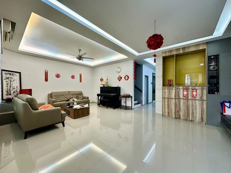 Sungai Long untuk Untuk Dijual - RM 1,010,000, Apr 2026 - Living Room - PropertyGuru.com.my