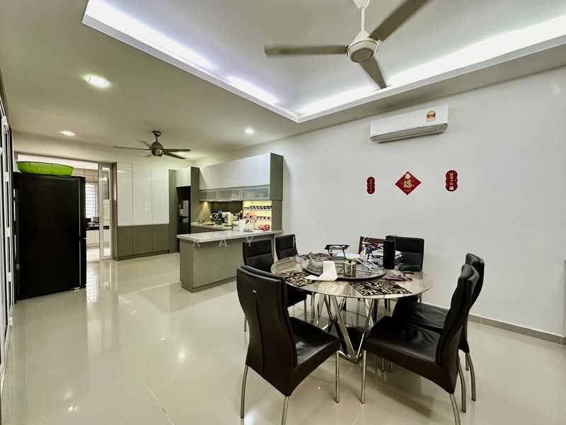 Sungai Long untuk Untuk Dijual - RM 1,010,000, Apr 2026 - Dining Room - PropertyGuru.com.my