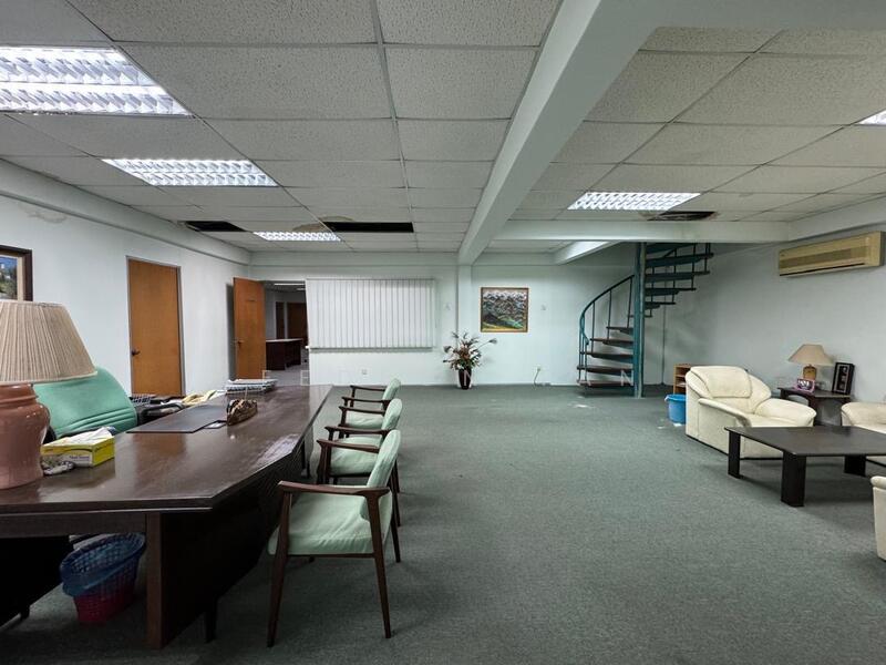Bungalow for Sale in Seksyen 12 (Petaling Jaya) - Leedeon Tan - Living Room - PropertyGuru.com.my