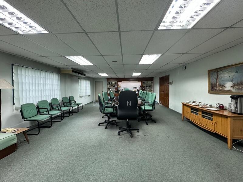 Bungalow for Sale in Seksyen 12 (Petaling Jaya) - Leedeon Tan - Meeting Room - PropertyGuru.com.my