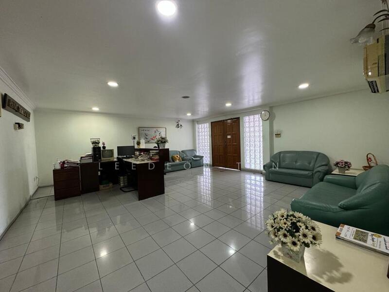 Bungalow for Sale in Seksyen 12 (Petaling Jaya) - Leedeon Tan - Living Room - PropertyGuru.com.my