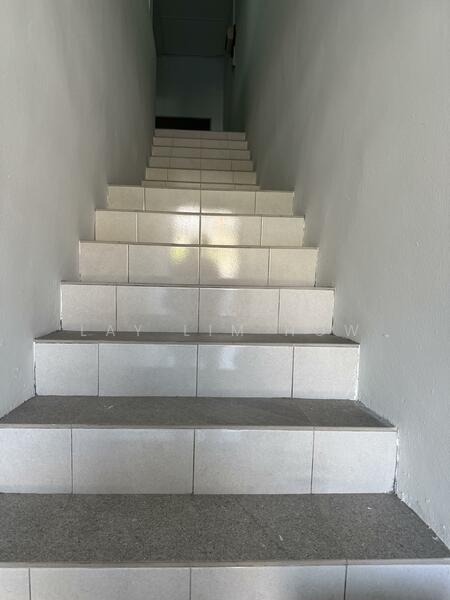Kedai / Pejabat untuk Disewa di Setiawan (Sitiawan) - Lay Lim How - Interior - PropertyGuru.com.my