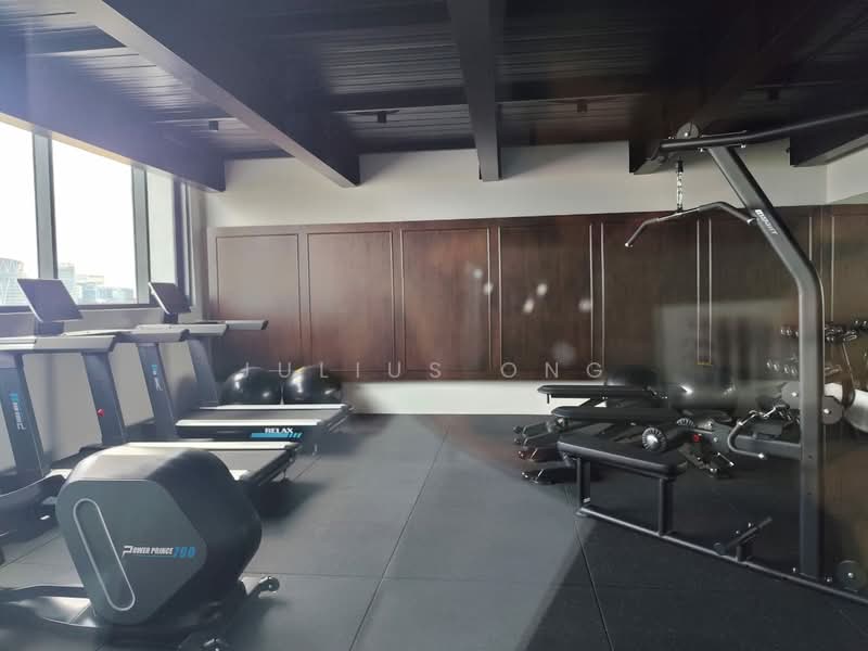 Servis Apartment untuk Dijual di Isola - Julius Ong - Gym - PropertyGuru.com.my