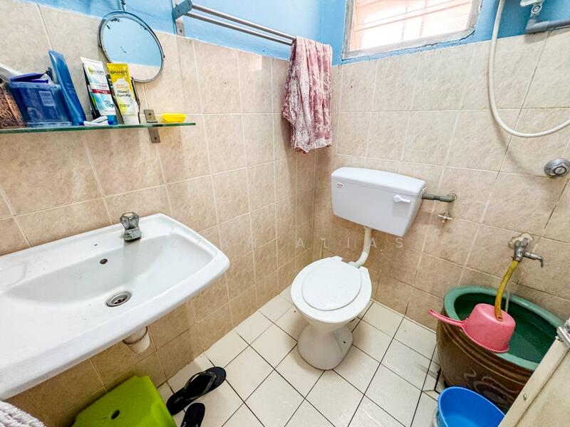 For Sale - End Lot SIngle Storey Terrace Bandar Tasik Puteri