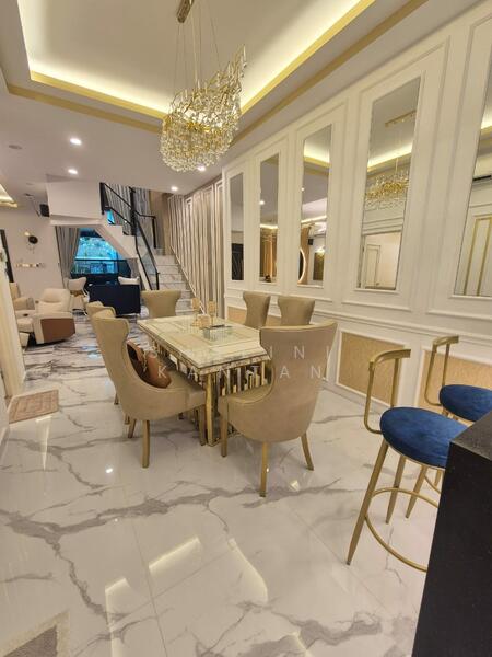 Untuk Dijual - Jalan Tempinis