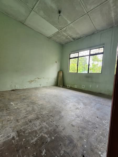 For Sale - Single Storey Bungalow Detached