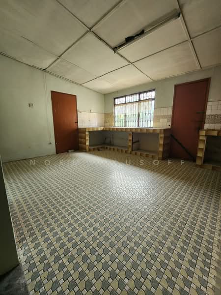 For Sale - Single Storey Bungalow Detached
