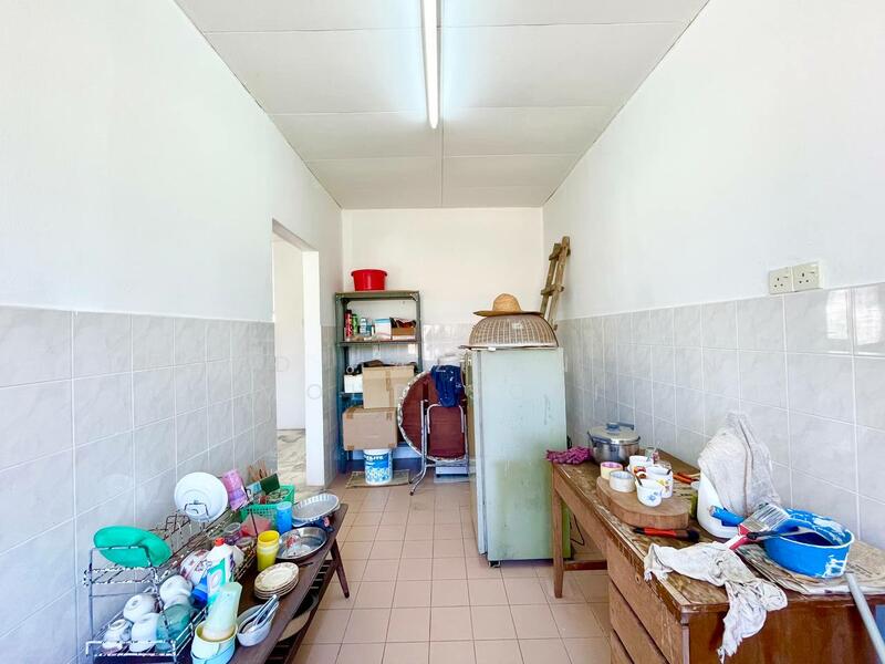 Untuk Dijual - Pantai Sepang Putra