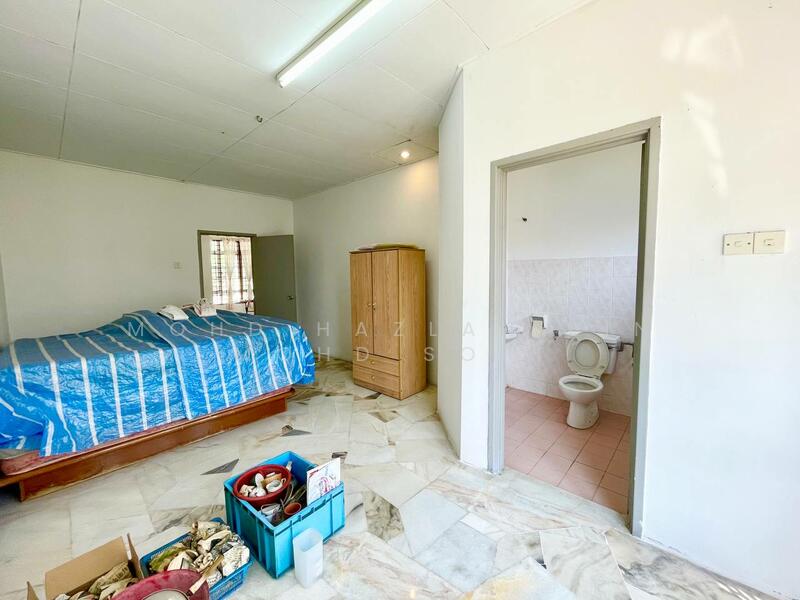 Untuk Dijual - Pantai Sepang Putra