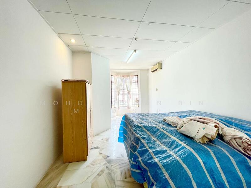 Untuk Dijual - Pantai Sepang Putra