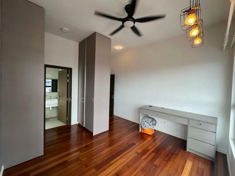 Seventeen Mall & Residences (Biji Living) untuk Untuk Dijual - RM 970,000, Mac 2026 - Bedroom - PropertyGuru.com.my