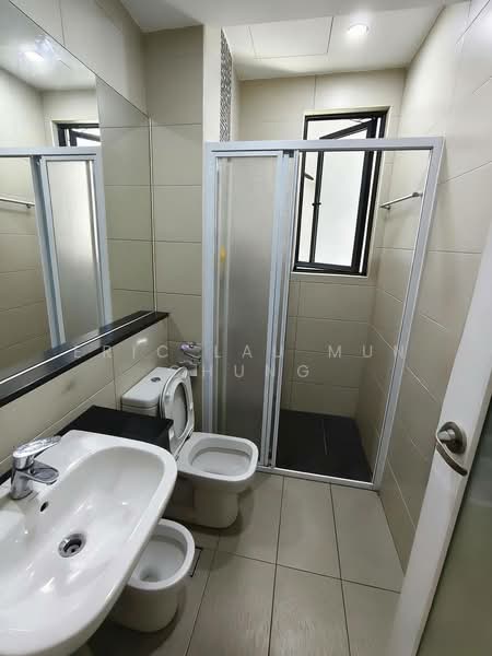 Kondominium untuk Dijual di KM1 West - Eric Lau Mun Chung - Bathroom - PropertyGuru.com.my