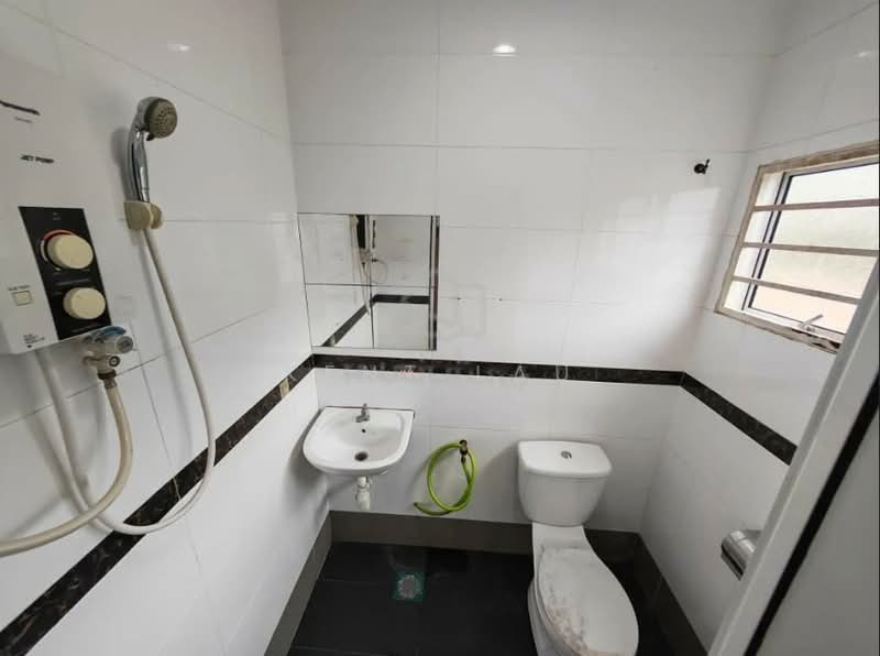 1-storey Terraced House for Sale in Bentong (Pahang) - Kent Lau - Bathroom - PropertyGuru.com.my