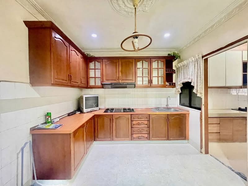 Rumah Teres 3 Tingkat untuk Dijual di Ampang Jaya (Ampang) - Shukor Jalil - Kitchen - PropertyGuru.com.my