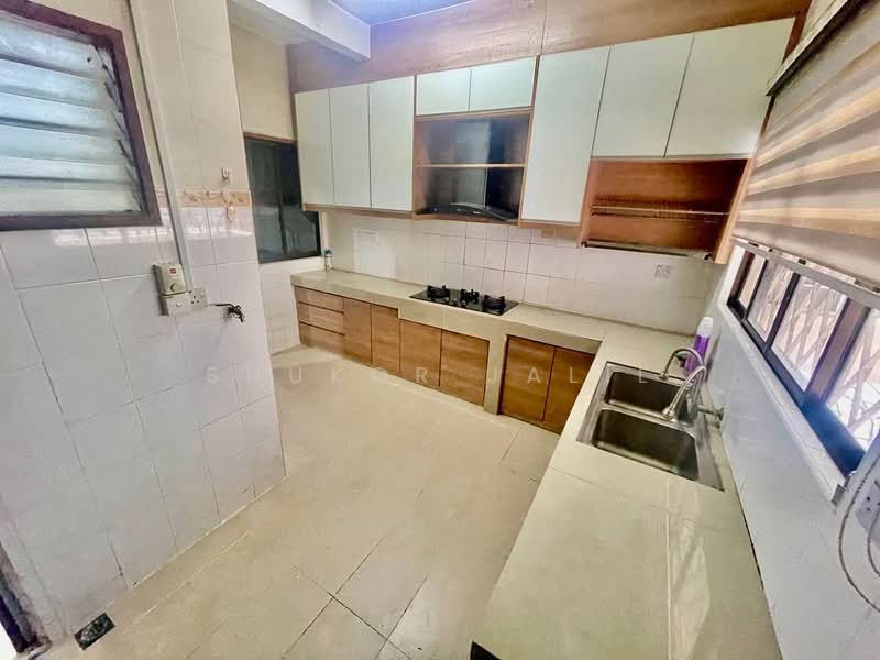 Rumah Teres 3 Tingkat untuk Dijual di Ampang Jaya (Ampang) - Shukor Jalil - Kitchen - PropertyGuru.com.my
