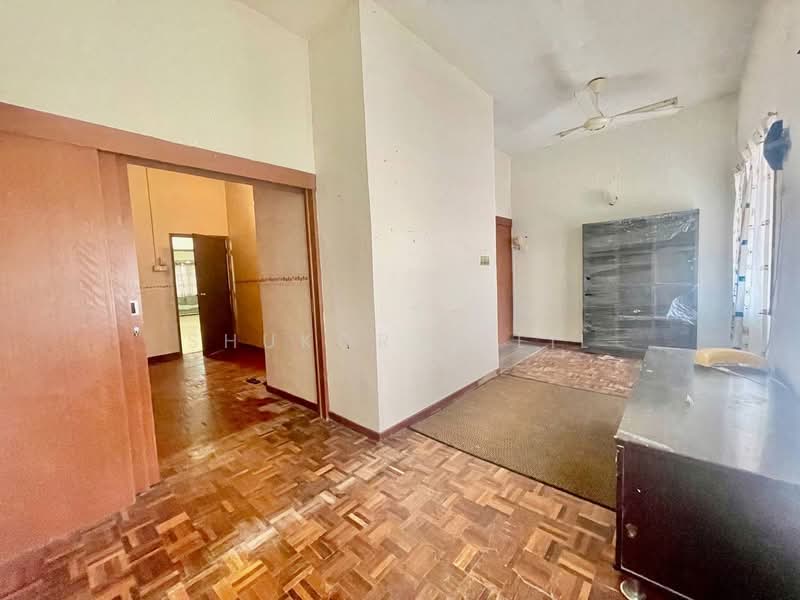 Rumah Teres 3 Tingkat untuk Dijual di Ampang Jaya (Ampang) - Shukor Jalil - Corridor - PropertyGuru.com.my