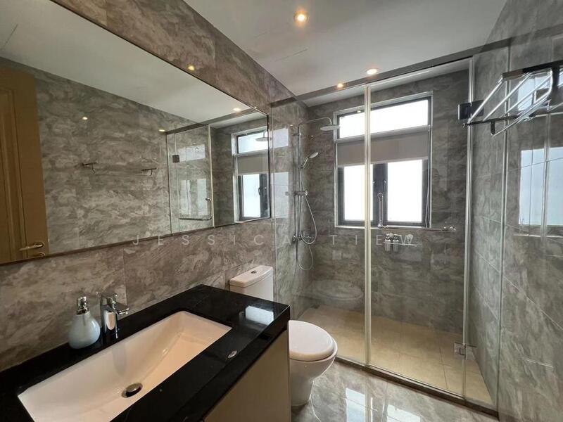 Service Residence for Sale at R&F Princess Cove Phase 1 - Jessica Tiew - Bathroom - PropertyGuru.com.my