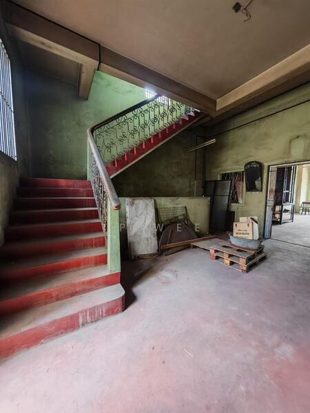 Untuk Dijual - Bunga raya