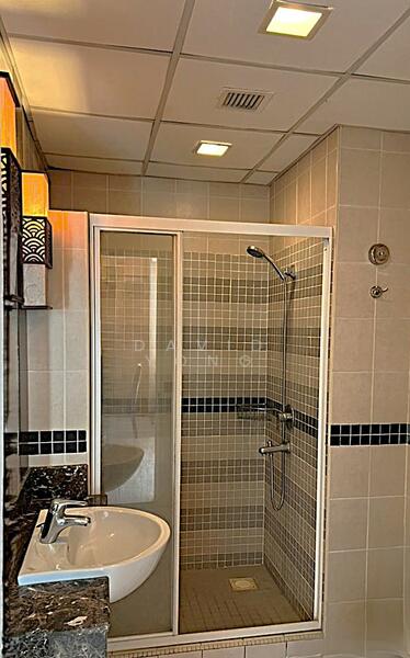 Contemporary bathroom design